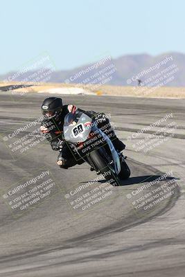 media/Dec-07-2025-CVMA (Sun) [[3e7d2de5dc]]/Race 7-Formula Lightweight Twins Shootout/